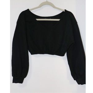 Black Vneck cropped sweater